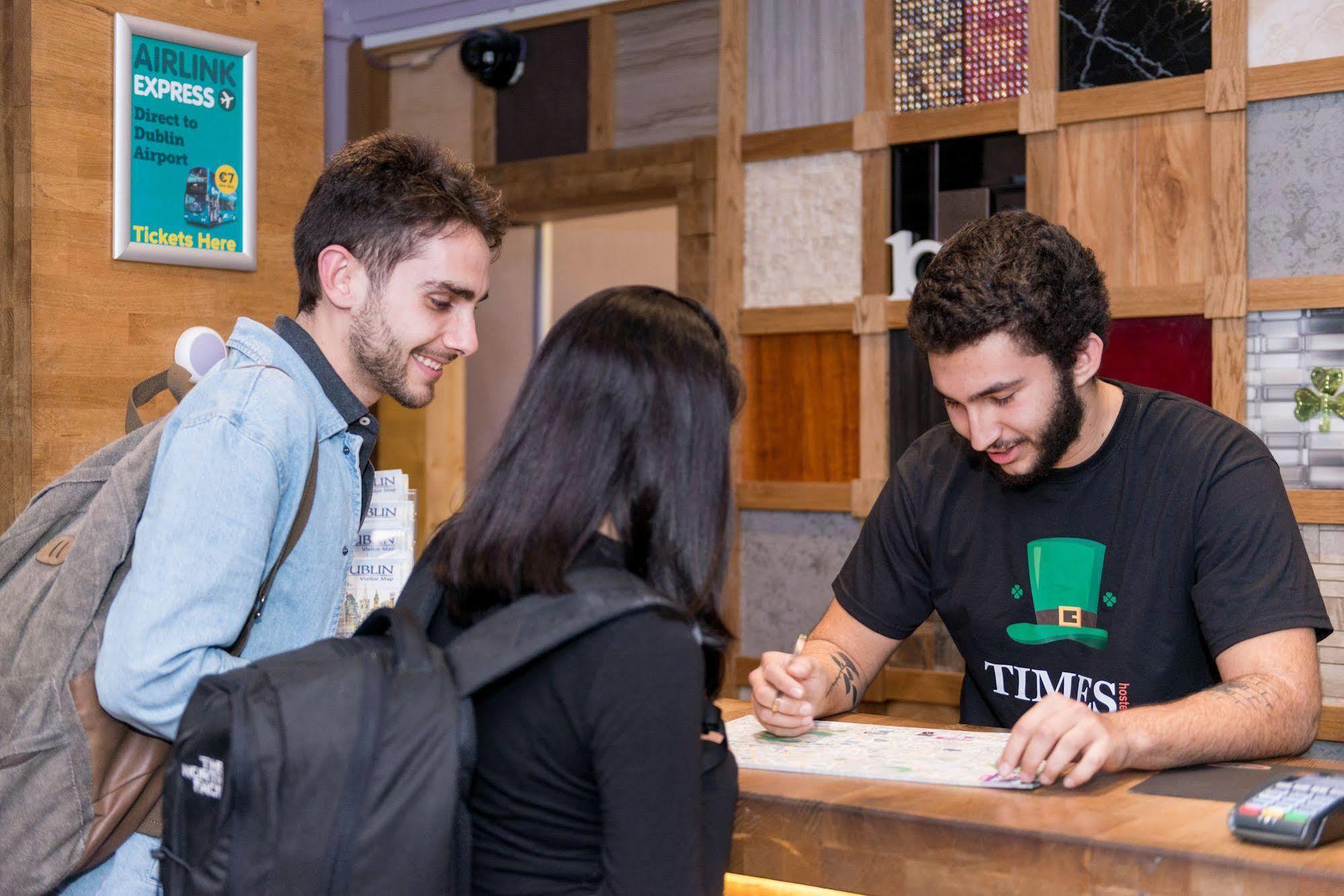 The Times Hostel - Camden Place ダブリン エクステリア 写真