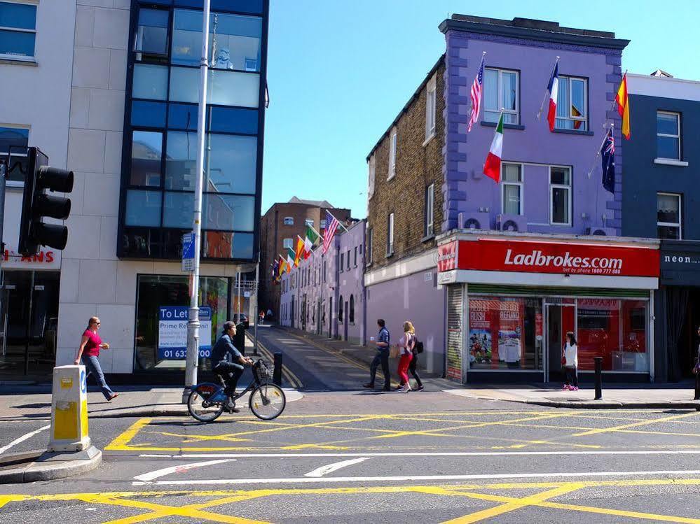 The Times Hostel - Camden Place ダブリン エクステリア 写真